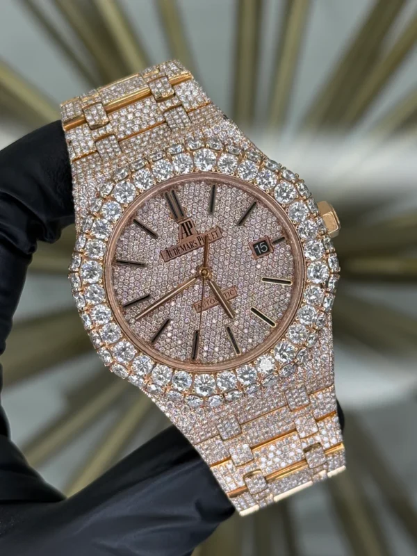 Audemars Piguet Royal Oak Custom Iceout Dial on Iceout 15400OR (Machine)