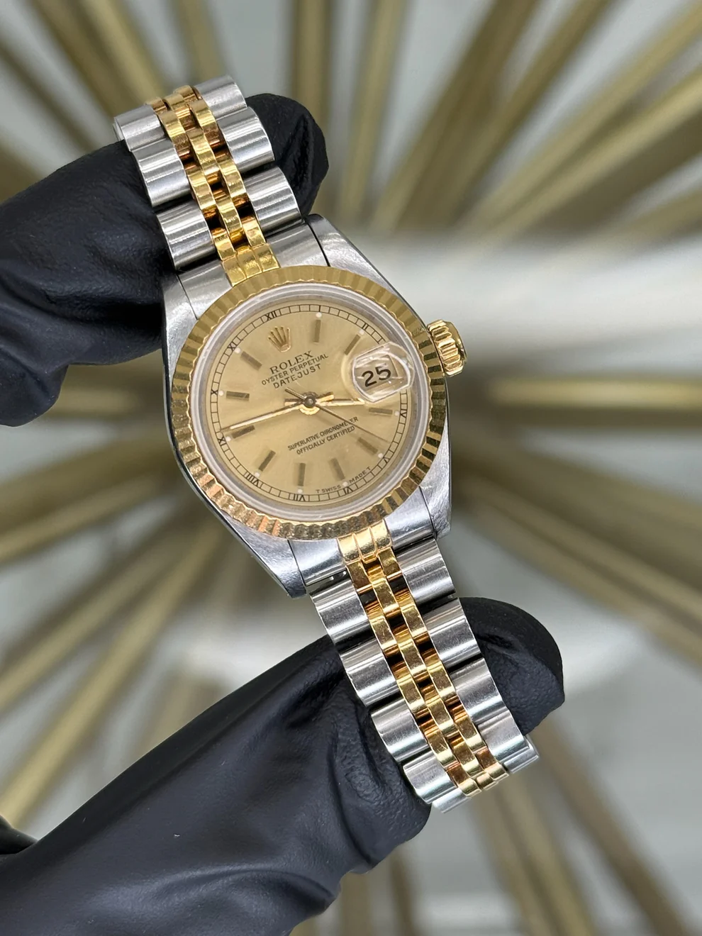 Rolex Datejust Champagne Stick Dial on Jubilee 69173 Rolex Datejust Champagne Stick Dial on Jubilee 69173