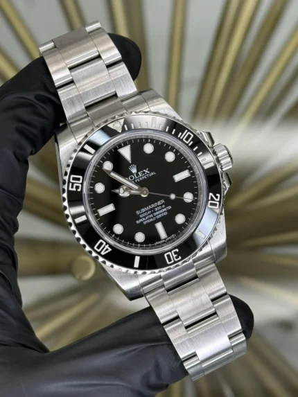 Rolex Submariner No-Date Black Dial on Oyster 114060 2017 Card